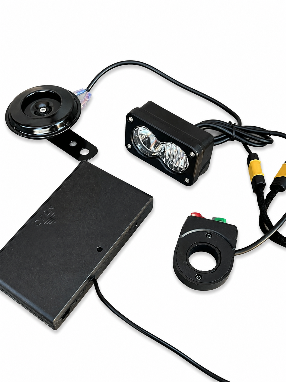 Plug-and-play battery pack and wiring setup for the Velterra Baja light kit.